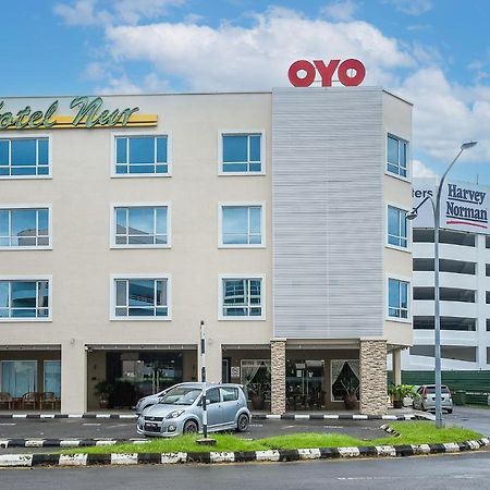 Super Oyo 985 Hotel Nur Miri Exteriér fotografie