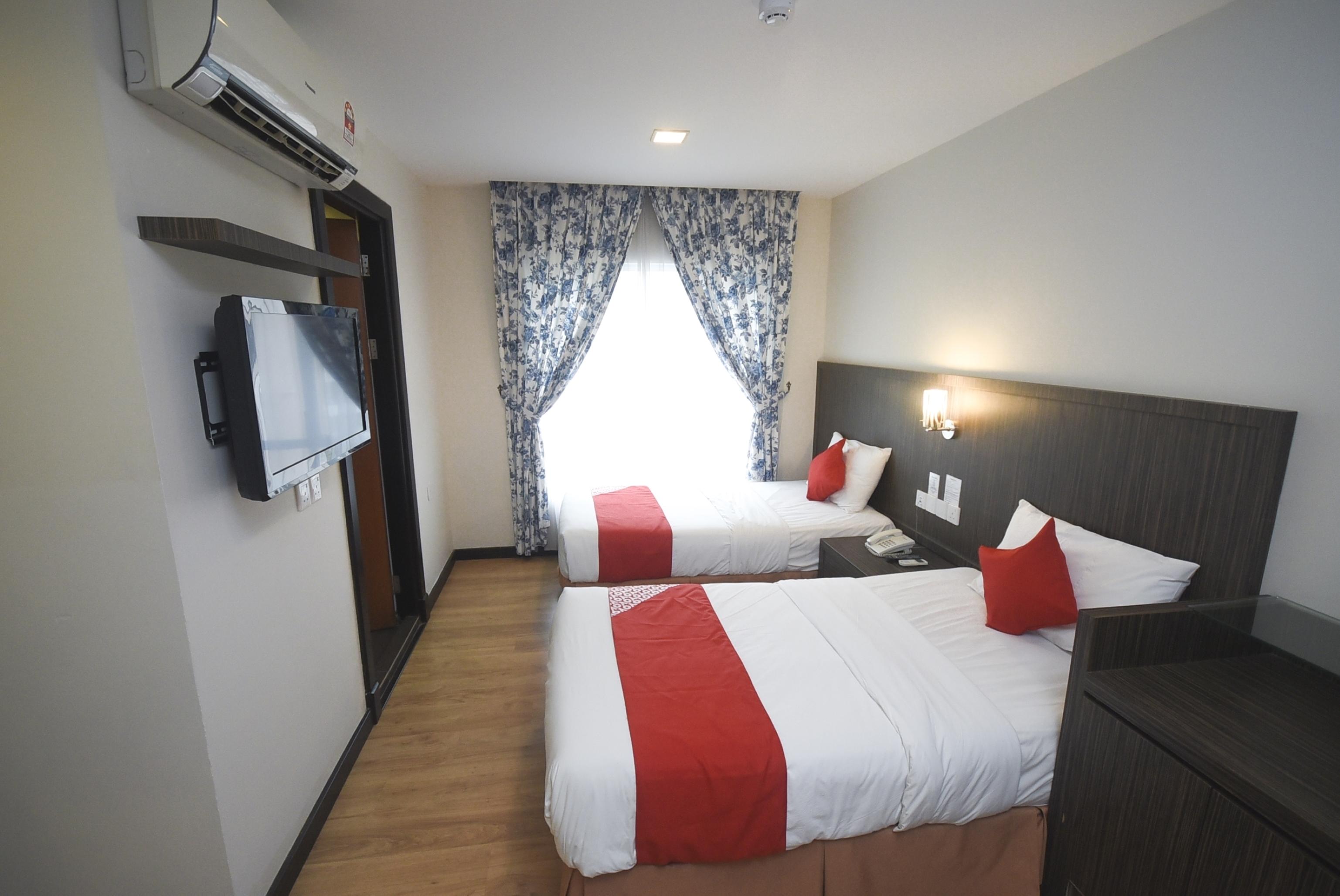 Super Oyo 985 Hotel Nur Miri Exteriér fotografie