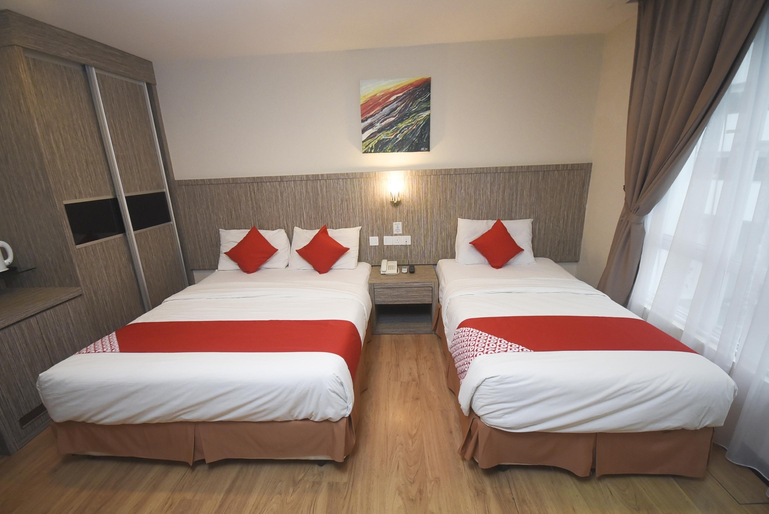 Super Oyo 985 Hotel Nur Miri Exteriér fotografie