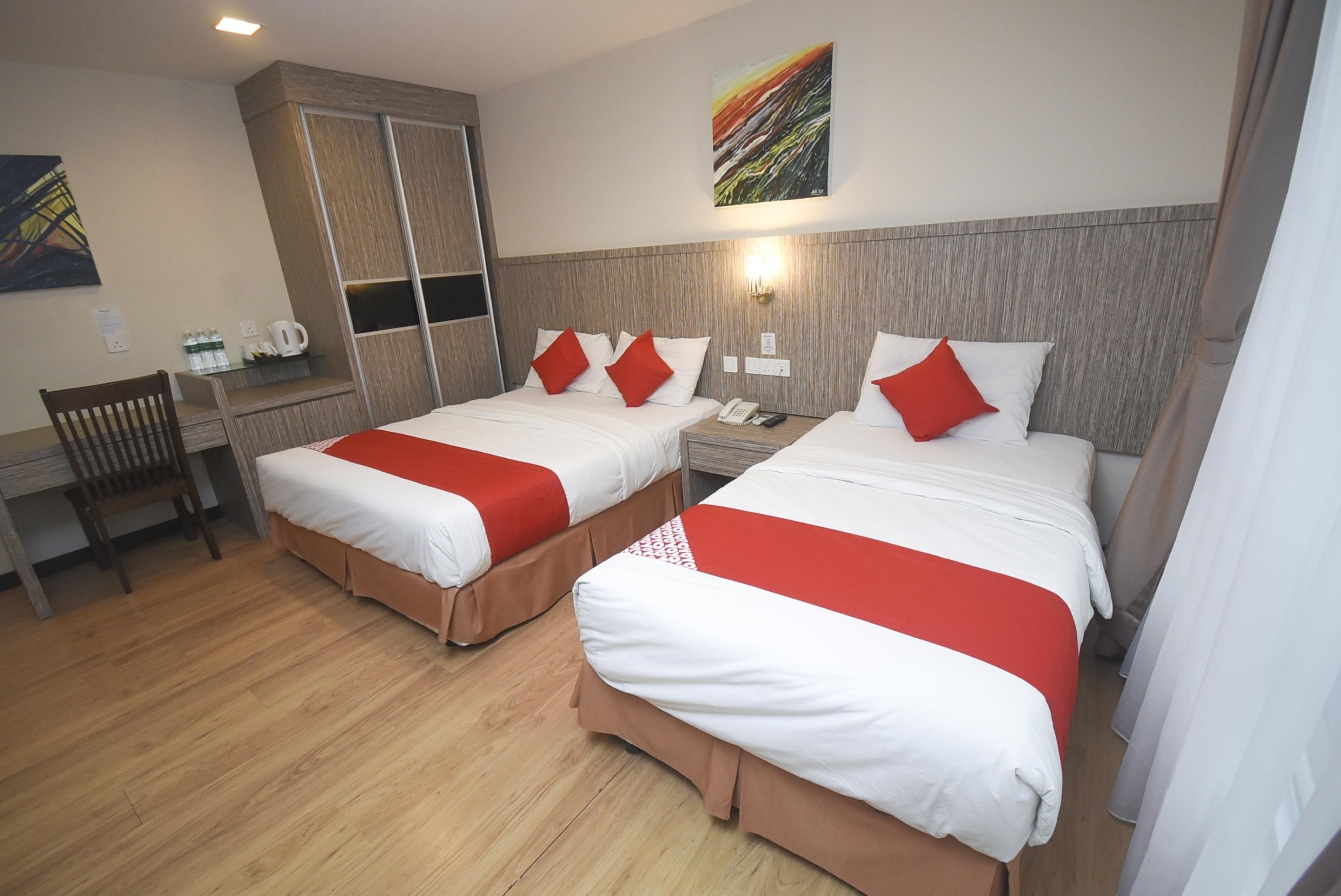 Super Oyo 985 Hotel Nur Miri Exteriér fotografie