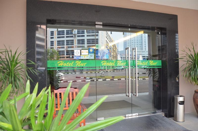Super Oyo 985 Hotel Nur Miri Exteriér fotografie